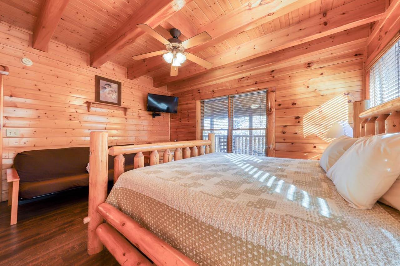 Black Bear Ridge Resort: Valhalla Manor By Dc Sevierville Exterior photo