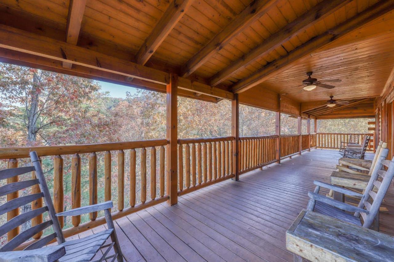 Black Bear Ridge Resort: Valhalla Manor By Dc Sevierville Exterior photo