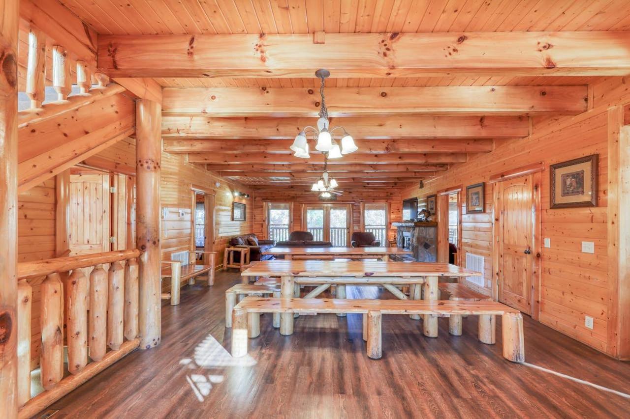 Black Bear Ridge Resort: Valhalla Manor By Dc Sevierville Exterior photo