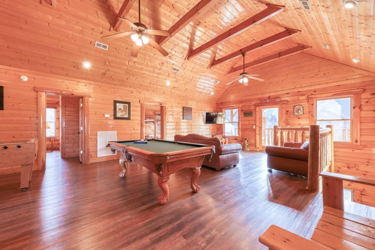 Black Bear Ridge Resort: Valhalla Manor By Dc Sevierville Exterior photo