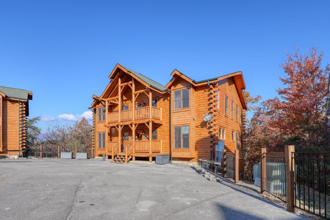Black Bear Ridge Resort: Valhalla Manor By Dc Sevierville Exterior photo