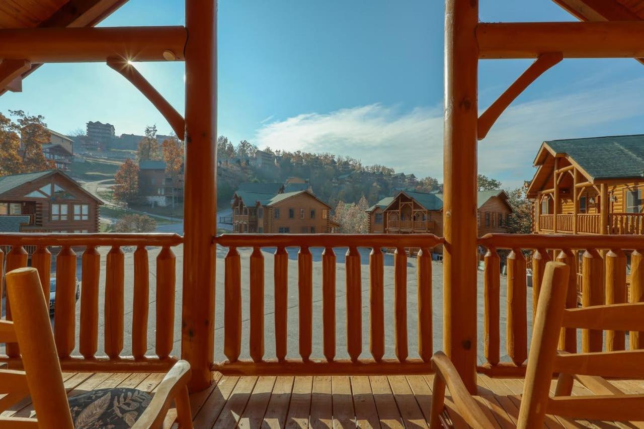 Black Bear Ridge Resort: Valhalla Manor By Dc Sevierville Exterior photo
